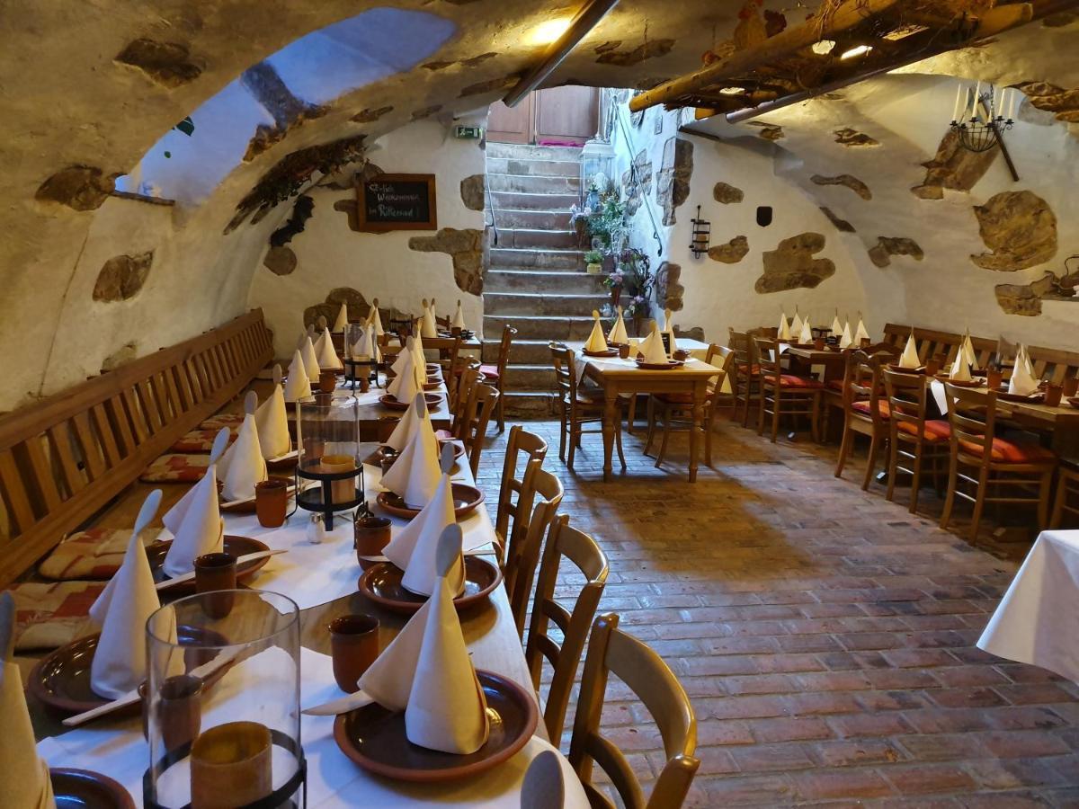 Landgasthaus "Zum Engel" Neuleiningen Exterior photo